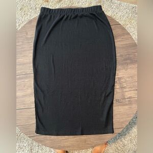 Basic Ribbed Black Pencil Skirt